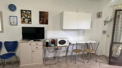 Cucina o angolo cottura di CASA MONELLA mono locale vista mare