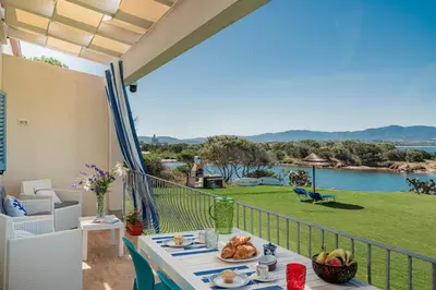 Paesaggio naturale nelle vicinanze della casa vacanze