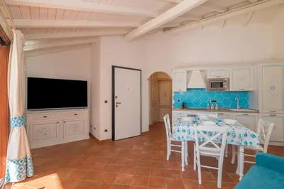 Cucina o angolo cottura di Celeste House With Pool - Happy Rentals