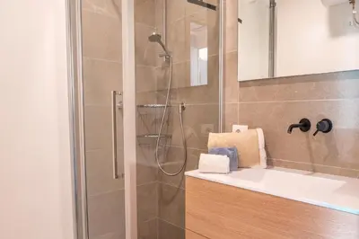 Bagno di Villa Valentina 250m From The Beach - Happy Rentals