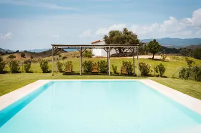 Piscina di Auberge Santu Martine: Cottage with pool (Pira) o nelle vicinanze