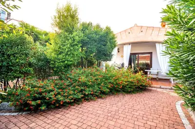 Giardino di residence lu soli budoni affitti