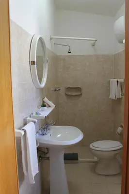 Bagno di Piccolo Hotel Nuova gestione