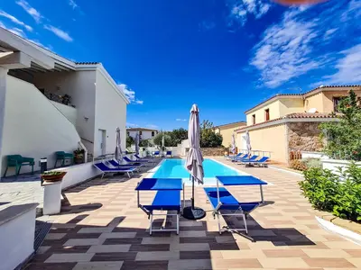 Piscina di B&B Bellavista Posada o nelle vicinanze