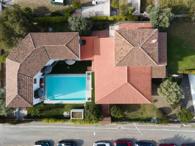 Piscina di Mera House o nelle vicinanze