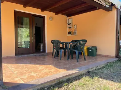 Patio o area all'aperto di FAN SARD Villetta 10 posti letto FBU-ZAN02